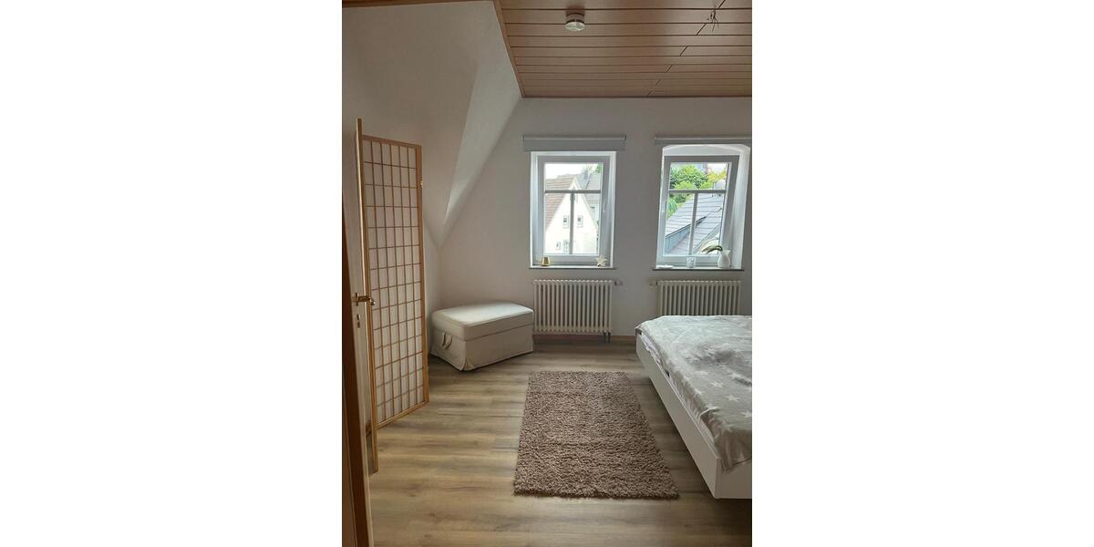 Doppelhaushälfte Herborn - 7 Zimmer, 175 m&sup2;, 372.000&euro; | Angebot:25544109
