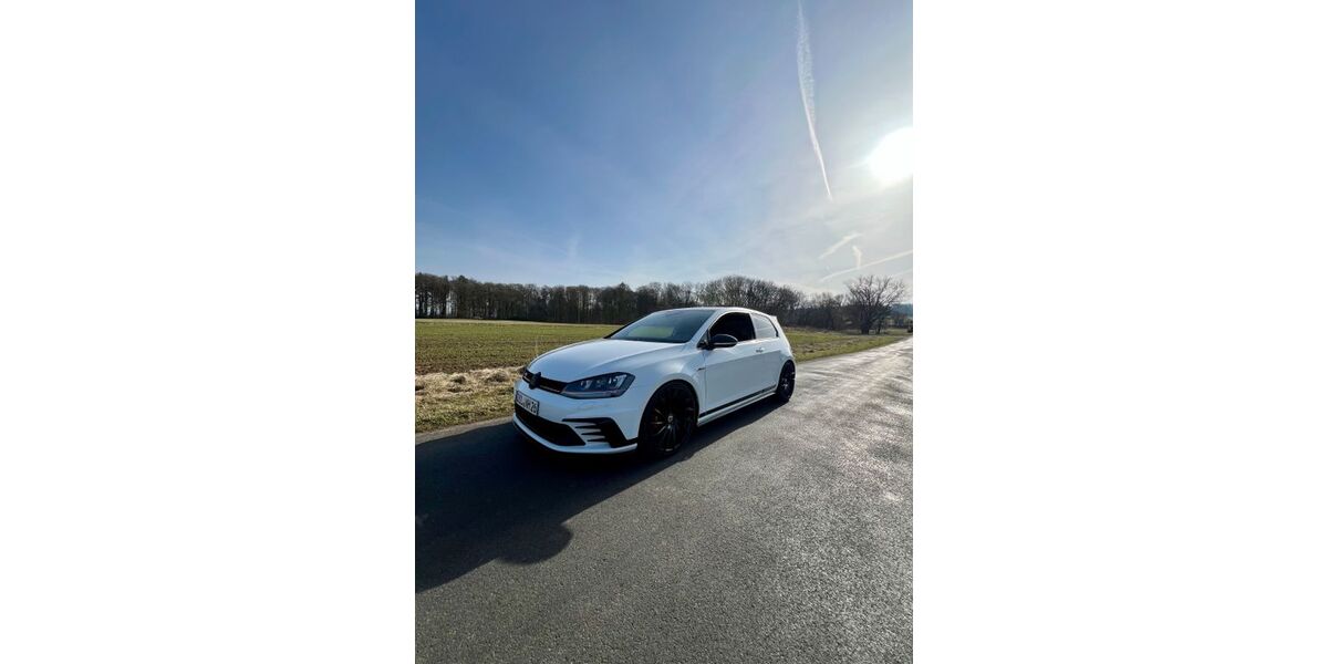 VW Golf 119.508 km 22.999 &euro; Driedorf 35759