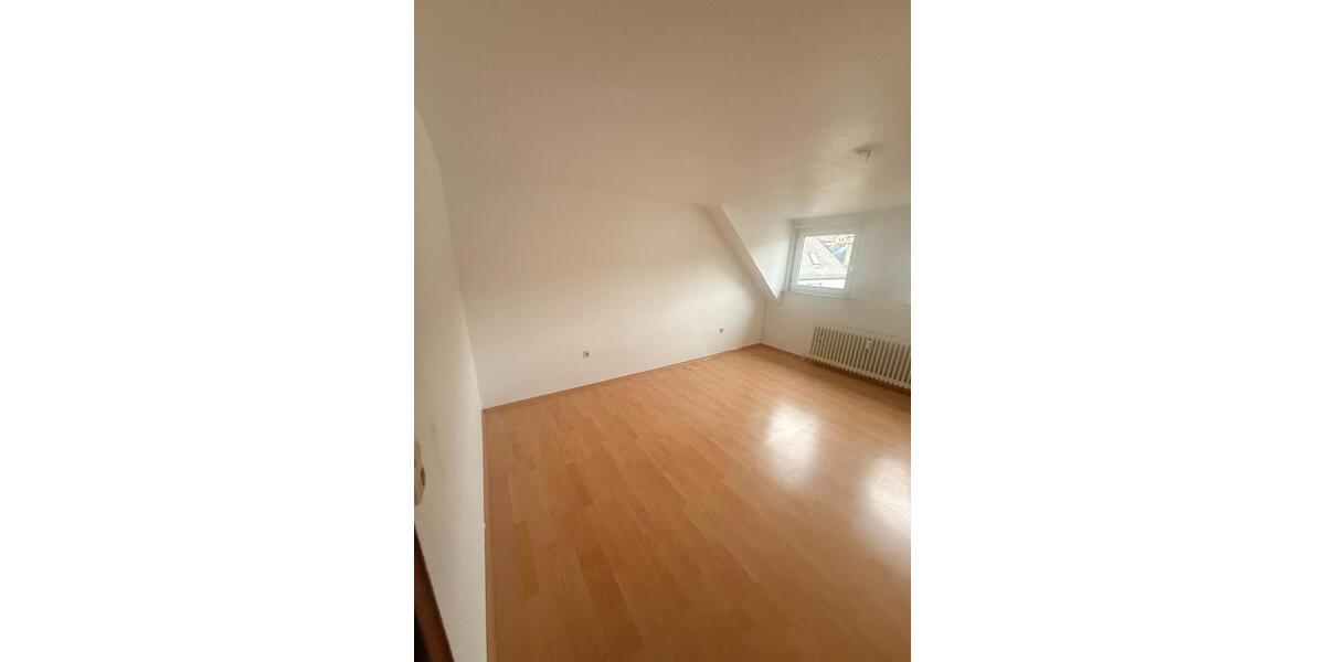 Etagenwohnung Siegen Dillnhütten - 3 Zimmer, 77 m&sup2;, 577&euro; | Angebot:25646308