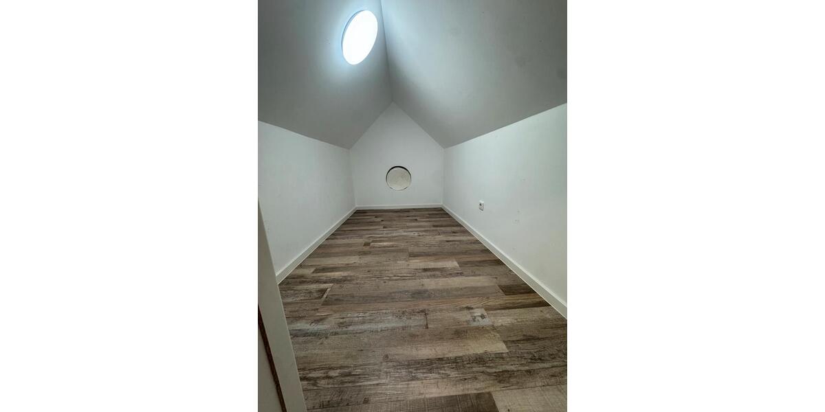 Dachgeschoßwohnung Hellenhahn-Schellenberg Schellenberg - 2 Zimmer, 35 m&sup2;, 400&euro; | Angebot:25986626