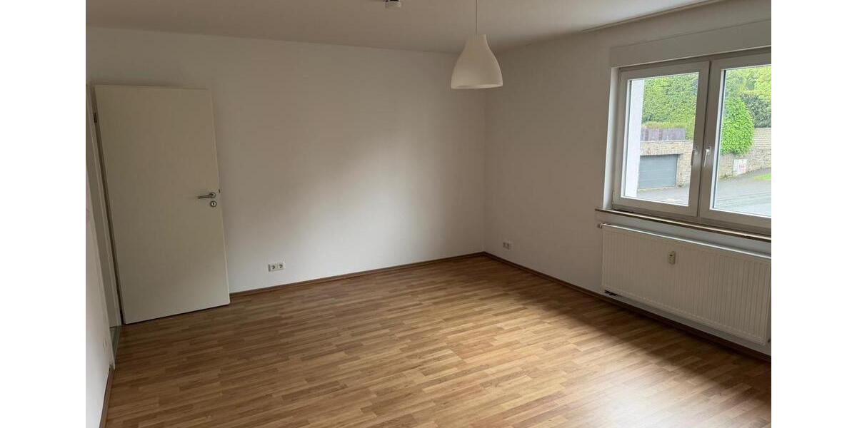 Etagenwohnung Siegen Kaan-Marienborn - 2 Zimmer, 77 m&sup2;, 700&euro; | Angebot:26459612