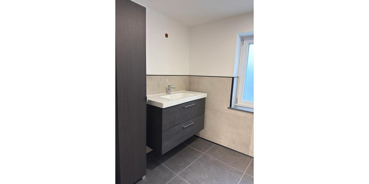 Erdgeschoßwohnung Burbach - 3 Zimmer, 70 m&sup2;, 700&euro; | Angebot:25292846