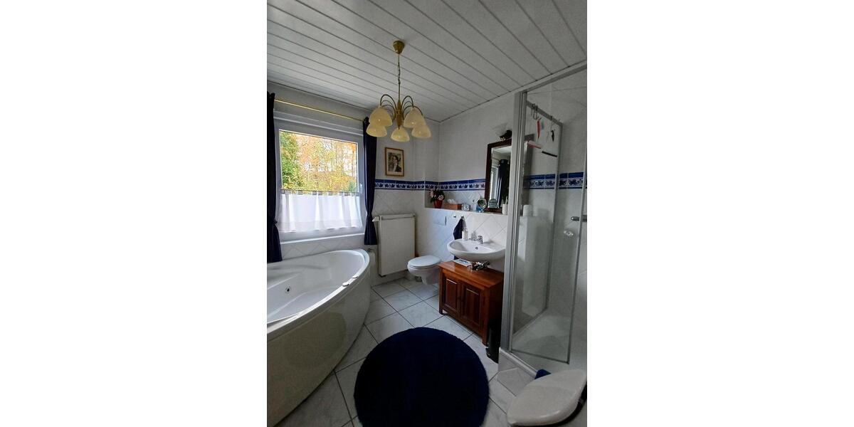 Etagenwohnung Drolshagen - 2 Zimmer, 92 m&sup2;, 980&euro; | Angebot:24589076