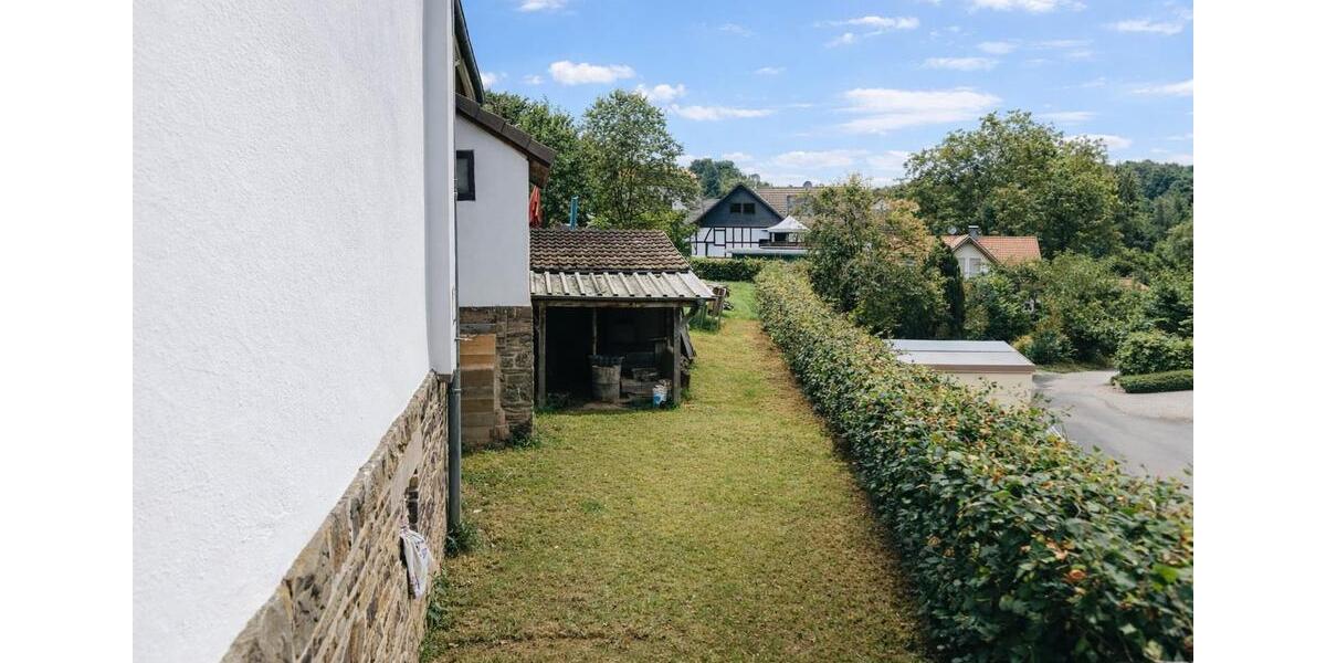 Mehrfamilienhaus, Wohnhaus Waldbröl - 5 Zimmer, 190 m&sup2;, 145.000&euro; | Angebot:27096322