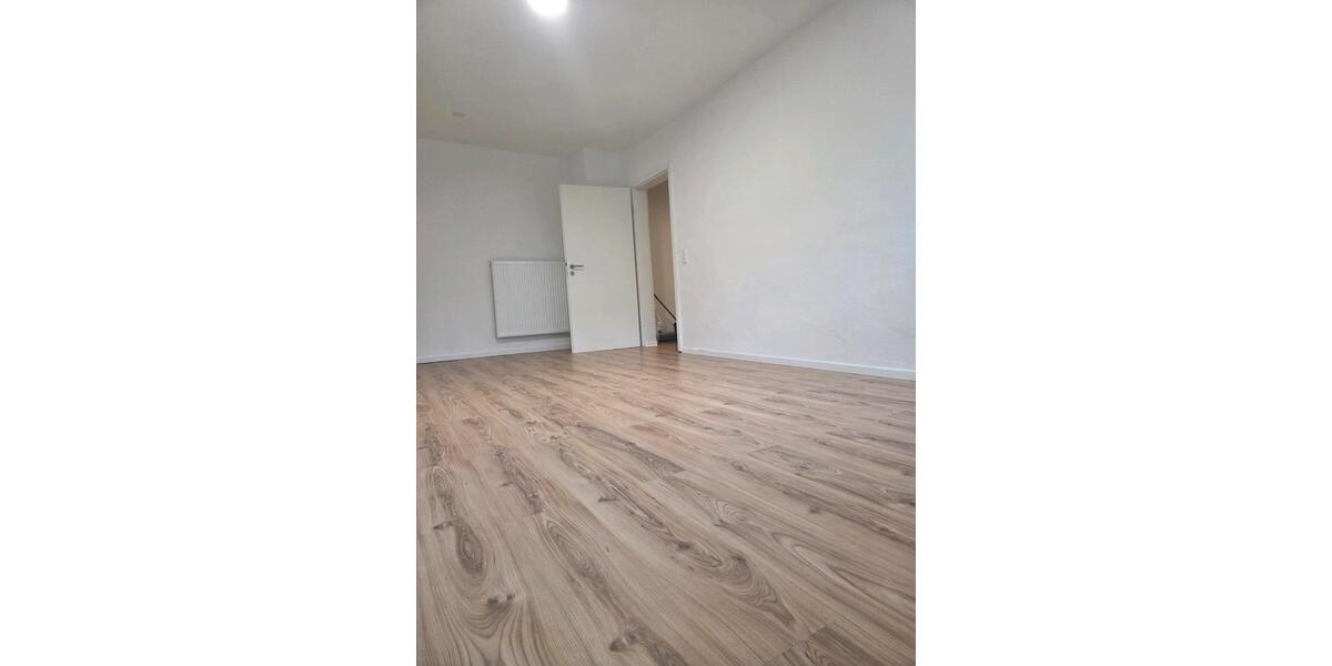 Etagenwohnung Siegen Kaan-Marienborn - 3 Zimmer, 76 m&sup2;, 660&euro; | Angebot:26613534