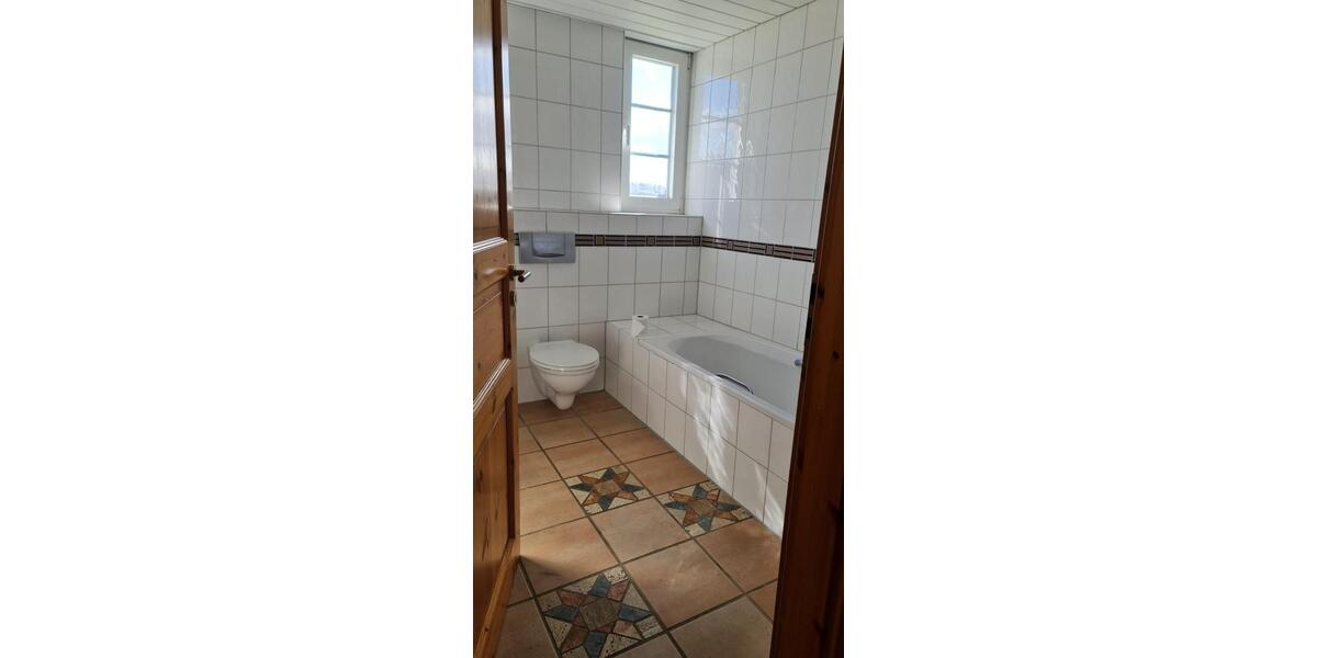 Etagenwohnung Hellenhahn-Schellenberg Schellenberg - 4.5 Zimmer, 110 m&sup2;, 900&euro; | Angebot:25832911