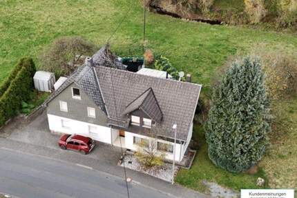 Haus Netphen / Hainchen Hainchen - 9 Zimmer, 205 m&sup2;, 299.000&euro; | Angebot:25700453