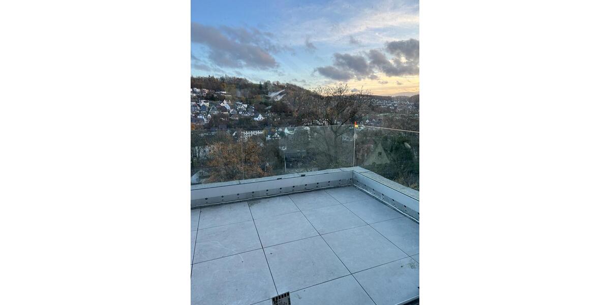 Maisonettenwohnung Siegen - 5 Zimmer, 190 m&sup2;, 1.900&euro; | Angebot:26602676