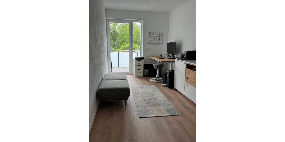 Etagenwohnung Siegen Weidenau - 3 Zimmer, 99 m&sup2;, 1.150&euro; | Angebot:26187651