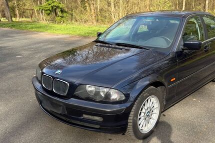 BMW 323 236.024 km 2.950 &euro; Kreuztal 57223