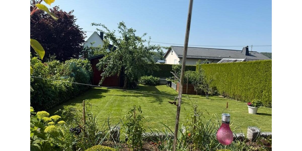 Doppelhaushälfte Hof - 6.5 Zimmer, 165 m&sup2;, 285.000&euro; | Angebot:25589333