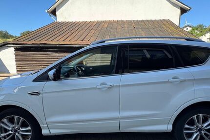 Ford Kuga 45.500 km 14.700 &euro; Haiger 35708