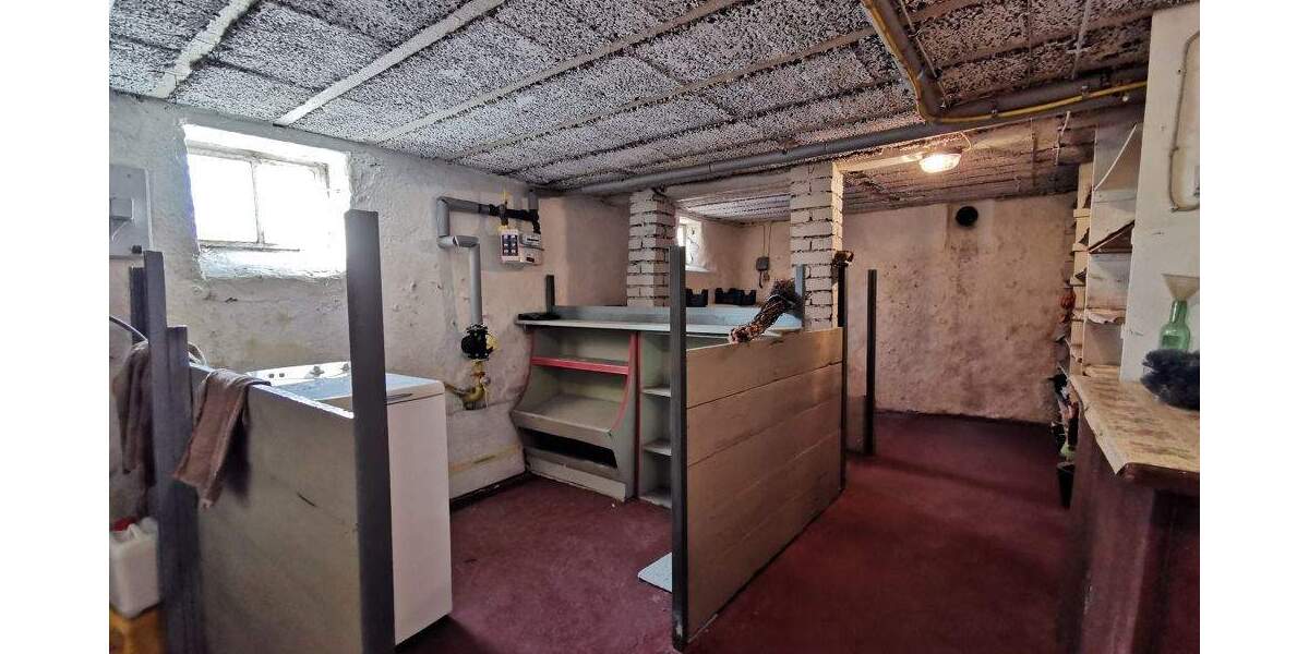 Einfamilienhaus Langenbach bei Kirburg - 6 Zimmer, 132 m&sup2;, 149.000&euro; | Angebot:25775952