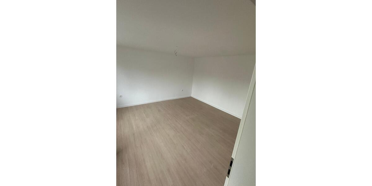 Erdgeschoßwohnung Kreuztal - 2.5 Zimmer, 80 m&sup2;, 800&euro; | Angebot:24327647