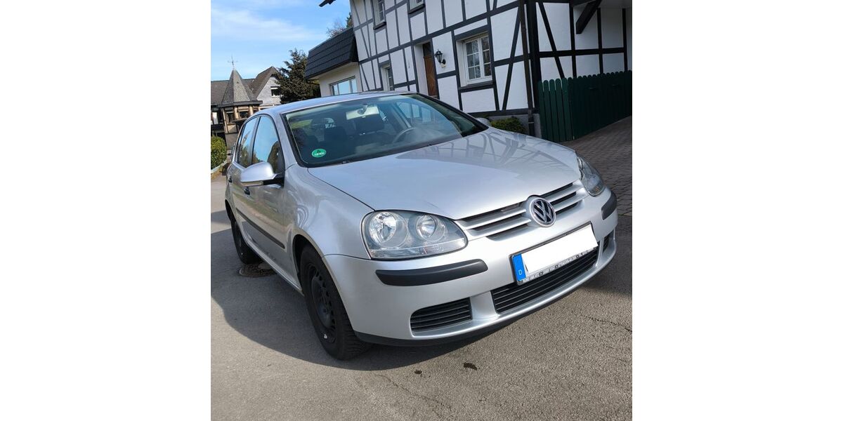 VW Golf 95.000 km 3.950 &euro; Attendorn 57439