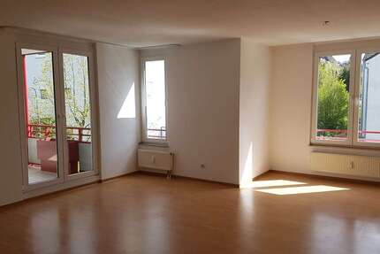Wohnung Siegen Weidenau - 2 Zimmer, 67 m&sup2;, 635&euro; | Angebot:27355550