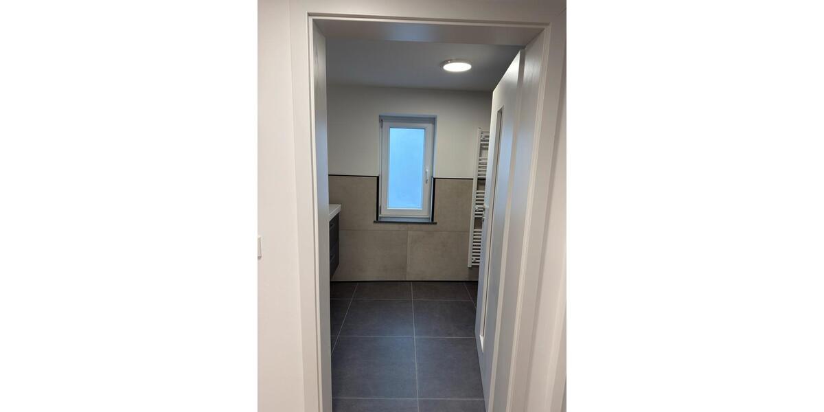 Erdgeschoßwohnung Burbach - 3 Zimmer, 70 m&sup2;, 700&euro; | Angebot:25292846