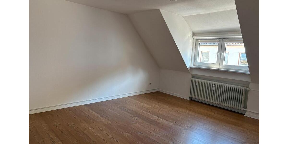 Dachgeschoßwohnung Siegen Kaan-Marienborn - 3 Zimmer, 75 m&sup2;, 179.000&euro; | Angebot:25960743