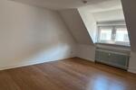 Dachgeschoßwohnung Siegen Kaan-Marienborn - 3 Zimmer, 75 m&sup2;, 179.000&euro; | Angebot:25960743