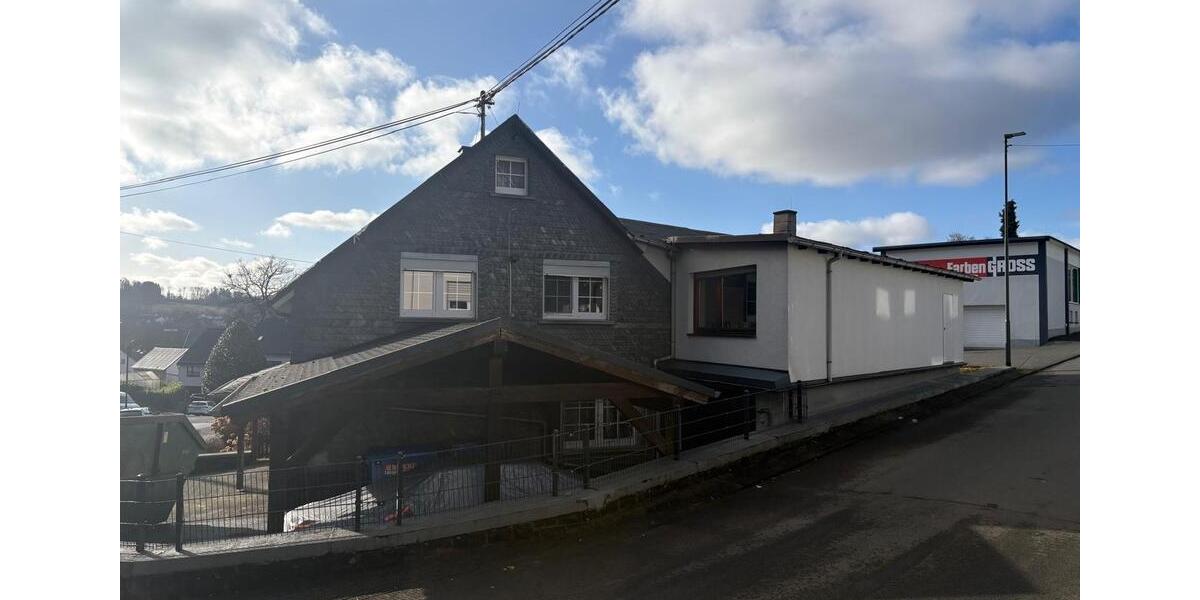 Einfamilienhaus Nistertal - 15 Zimmer, 236 m&sup2;, 189.000&euro; | Angebot:24838743