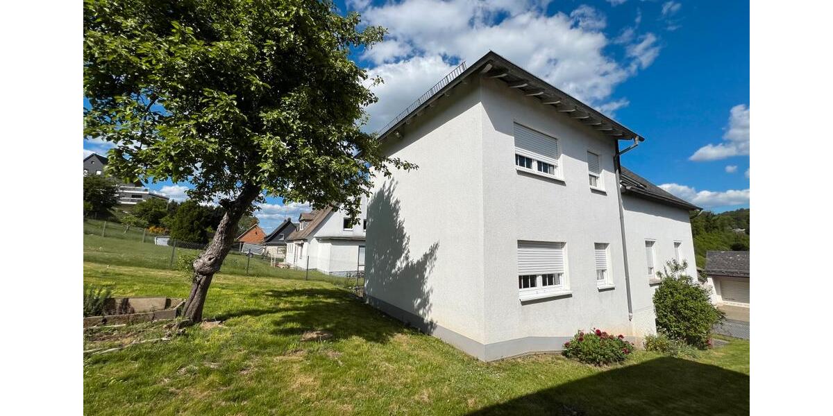 Einfamilienhaus Haiger - 7 Zimmer, 147 m&sup2;, 287.000&euro; | Angebot:22643689