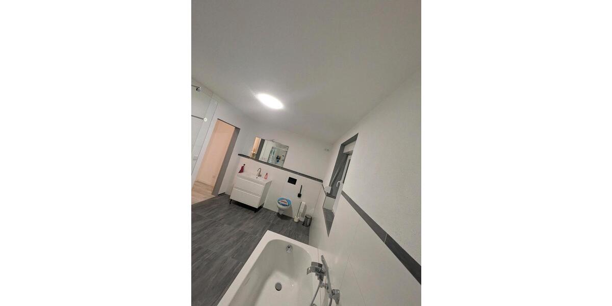 Bauernhaus, Landhaus Hachenburg - 7 Zimmer, 180 m&sup2;, 249.000&euro; | Angebot:24148949