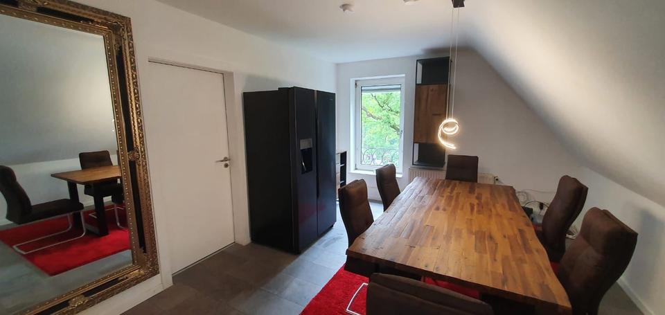 Dachgeschoßwohnung Siegen - 3 Zimmer, 63 m&sup2;, 550&euro; | Angebot:25907505