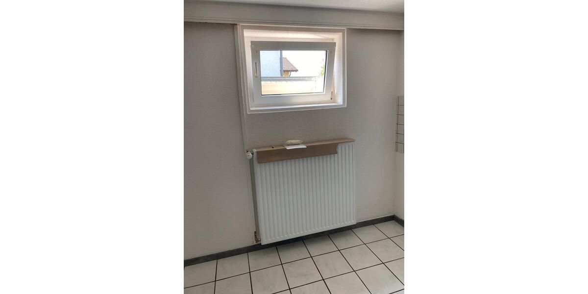 Etagenwohnung Pracht - 1 Zimmer, 22 m&sup2;, 400&euro; | Angebot:24840785