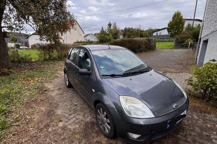 Ford Fiesta 224.000 km 1.350 &euro; Steinebach 57520