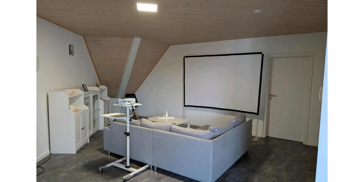 Dachgeschoßwohnung Rennerod - 2 Zimmer, 90 m&sup2;, 650&euro; | Angebot:25976018