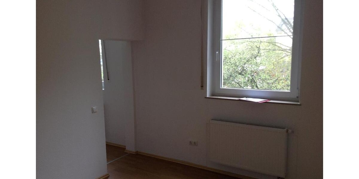 Etagenwohnung Siegen - 1 Zimmer, 24 m&sup2;, 320&euro; | Angebot:25304040
