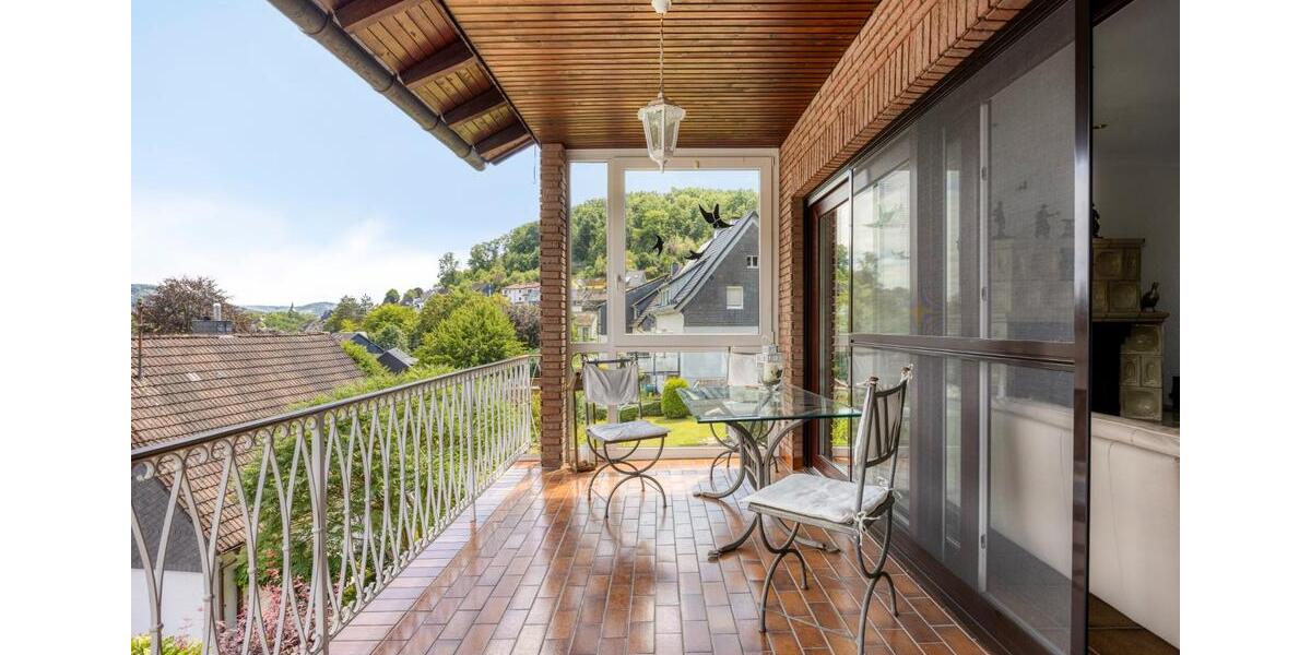 Einfamilienhaus Siegen Eiserfeld - 9 Zimmer, 203 m&sup2;, 399.000&euro; | Angebot:27292554