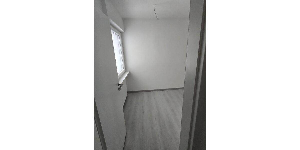 Etagenwohnung Kirchhundem - 3 Zimmer, 120 m&sup2;, 800&euro; | Angebot:25793357