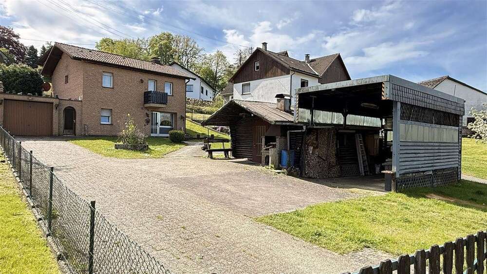 Einfamilienhaus Reichshof - 3 Zimmer, 99 m&sup2;, 165.000&euro; | Angebot:26963517