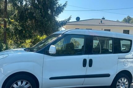 Opel Combo 137.000 km 3.990 &euro; Kreuztal 57223