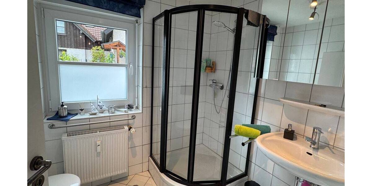 Mehrfamilienhaus, Wohnhaus Lennestadt Meggen - 9 Zimmer, 244 m&sup2;, 395.000&euro; | Angebot:25771706