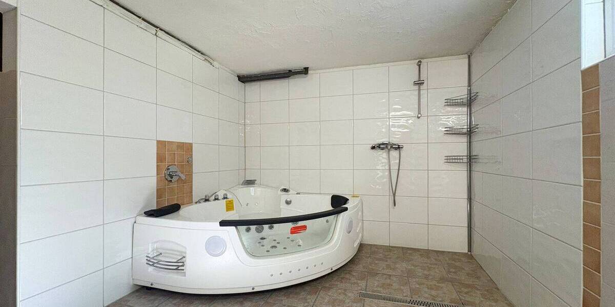 Einfamilienhaus Daaden - 7 Zimmer, 150 m&sup2;, 249.000&euro; | Angebot:25691816