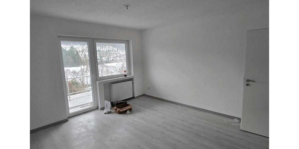 Etagenwohnung Kirchhundem - 3 Zimmer, 120 m&sup2;, 800&euro; | Angebot:25150000