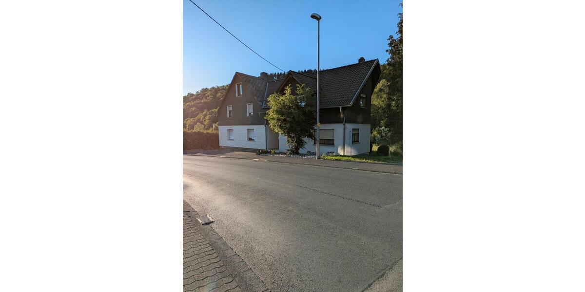 Mehrfamilienhaus, Wohnhaus Netphen - 9 Zimmer, 205 m&sup2;, 299.000&euro; | Angebot:26737644
