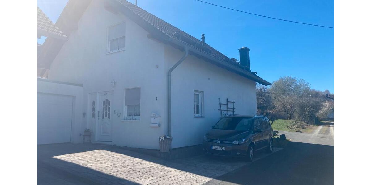 Einfamilienhaus Haiger - 6 Zimmer, 124 m&sup2;, 330.000&euro; | Angebot:26068930