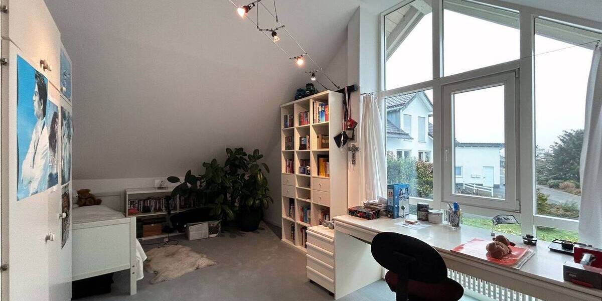 Einfamilienhaus Reichshof Eckenhagen - 1 Zimmer, 379 m&sup2;, 869.000&euro; | Angebot:25982988