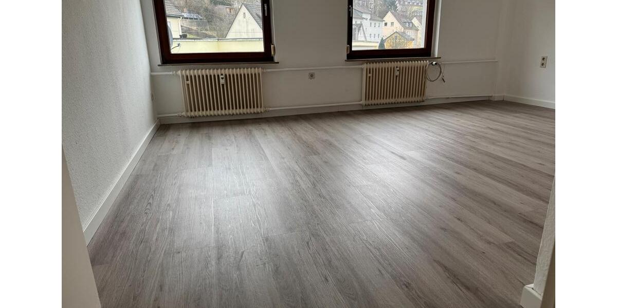 Etagenwohnung Siegen Kaan-Marienborn - 2 Zimmer, 66 m&sup2;, 595&euro; | Angebot:25967609