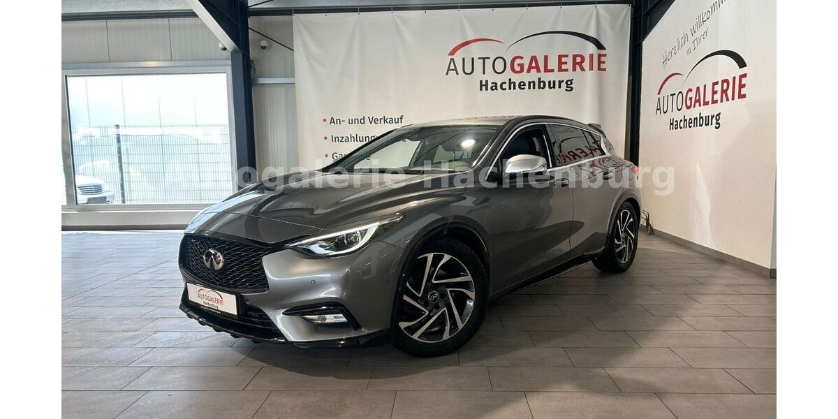 INFINITI Q30 128.700 km 15.490 &euro; Hachenburg 57627