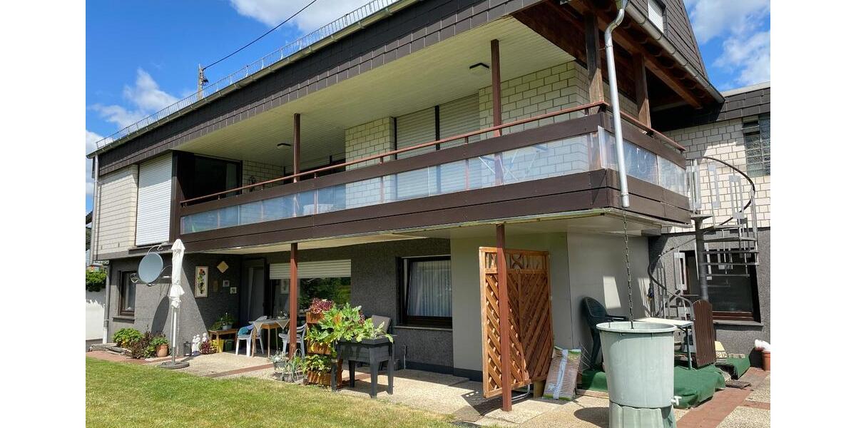 Einfamilienhaus Siegen Dillnhütten - 11 Zimmer, 263 m&sup2;, 495.000&euro; | Angebot:27078551