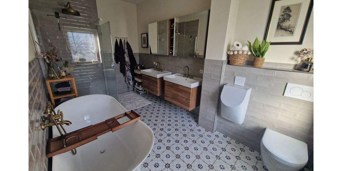 Einfamilienhaus Nisterau / Bach Bach - 5 Zimmer, 226 m&sup2;, 269.000&euro; | Angebot:25799355