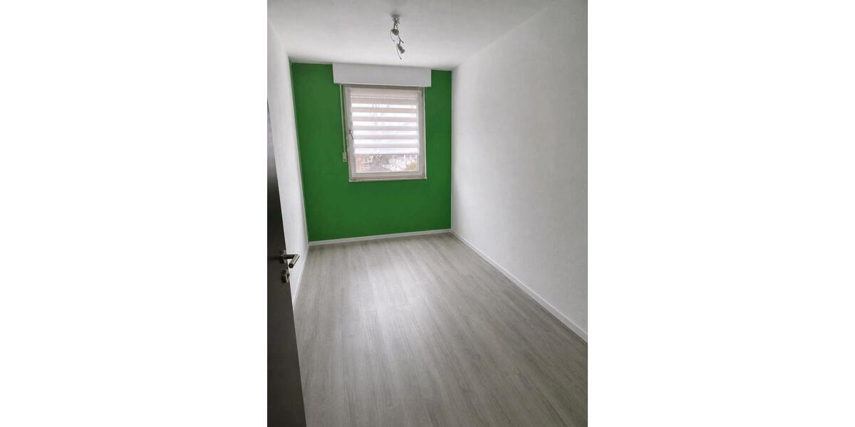 Etagenwohnung Siegen - 4 Zimmer, 143 m&sup2;, 185.900&euro; | Angebot:27193579