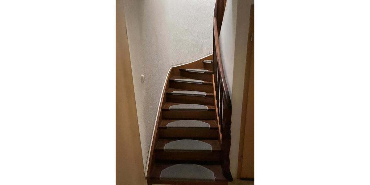 Einfamilienhaus Driedorf - 6 Zimmer, 140 m&sup2;, 1.250&euro; | Angebot:25947841