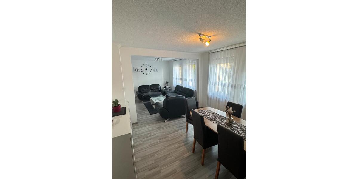 Einfamilienhaus Neunkirchen - 4 Zimmer, 110 m&sup2;, 1.000&euro; | Angebot:25921118