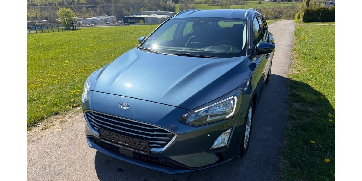 Ford Focus 58.000 km 14.490 &euro; Kirchhundem 57399