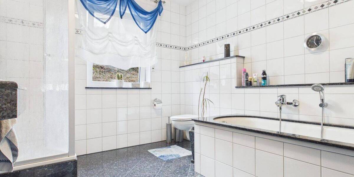 Etagenwohnung Attendorn - 4 Zimmer, 121 m&sup2;, 269.000&euro; | Angebot:26412802